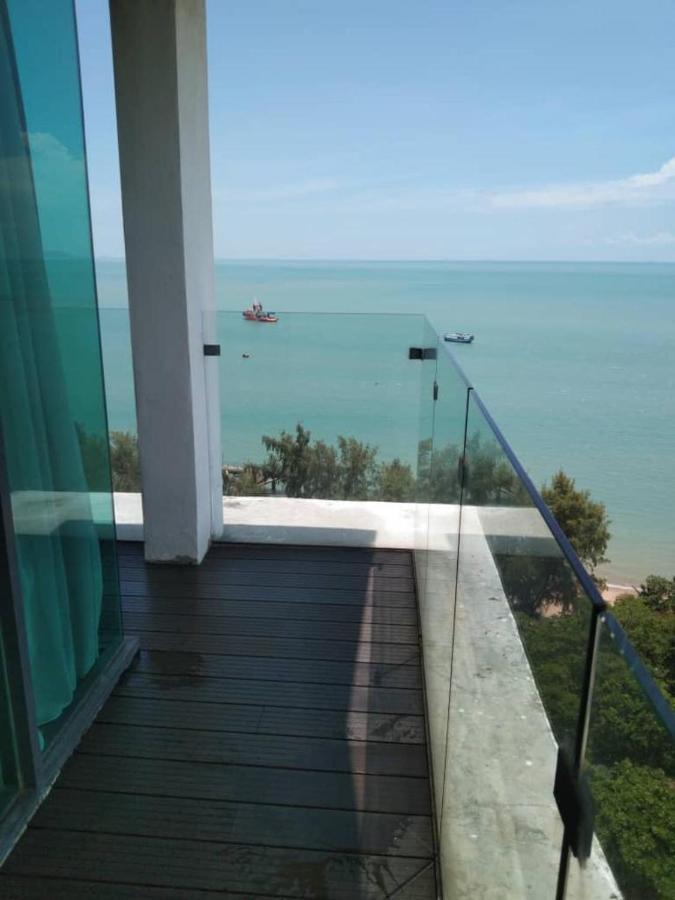 Private Waterfront