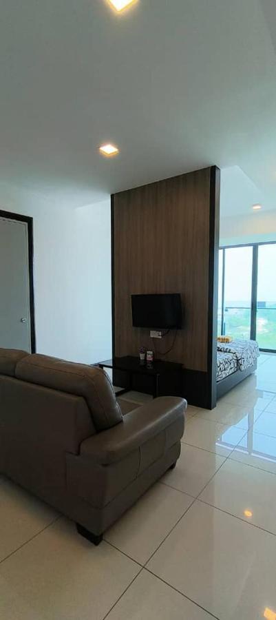 Private Waterfront * Port Dickson